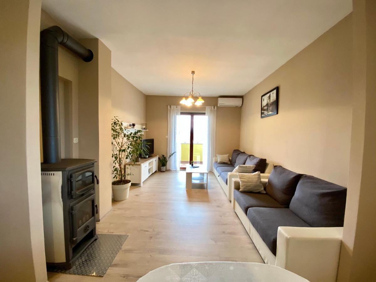 Apartment Marcella 1 Ljubač Екстериор снимка