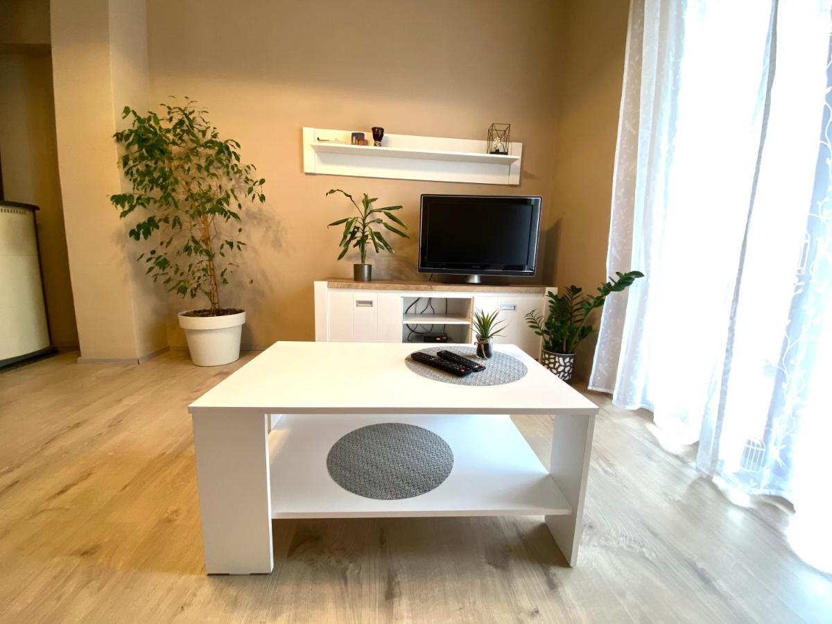 Apartment Marcella 1 Ljubač Екстериор снимка